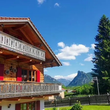 Lovely In Daire Unterammergau